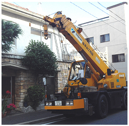 株式会社平山工務店の大型クレーン